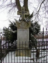 Grób Józef Zapalski właściciel Węgrzynowic,żołnierz woj. polskich 1831r.