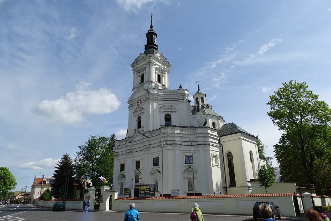 Kodeń – Bazylika św. Anny z cudownym obrazem Matki Bożej Kodeńskiej,