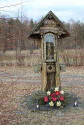 Kapliczka na trasie między Tworogiem a Tarnowskimi Górami.