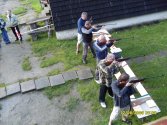 paparazzi nawet na dach wejdzie:)